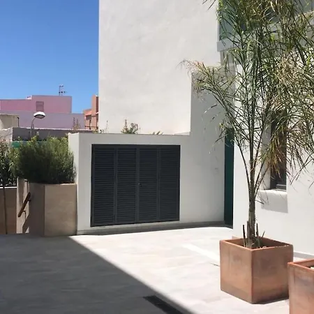Estudio Moderno, Coqueto, Centrico Y Muy Funcional *
